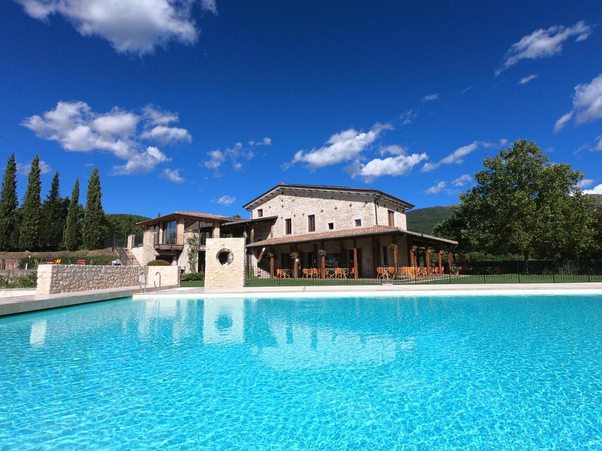 Camping Villaggio Il Collaccio Preci Buitenkant foto