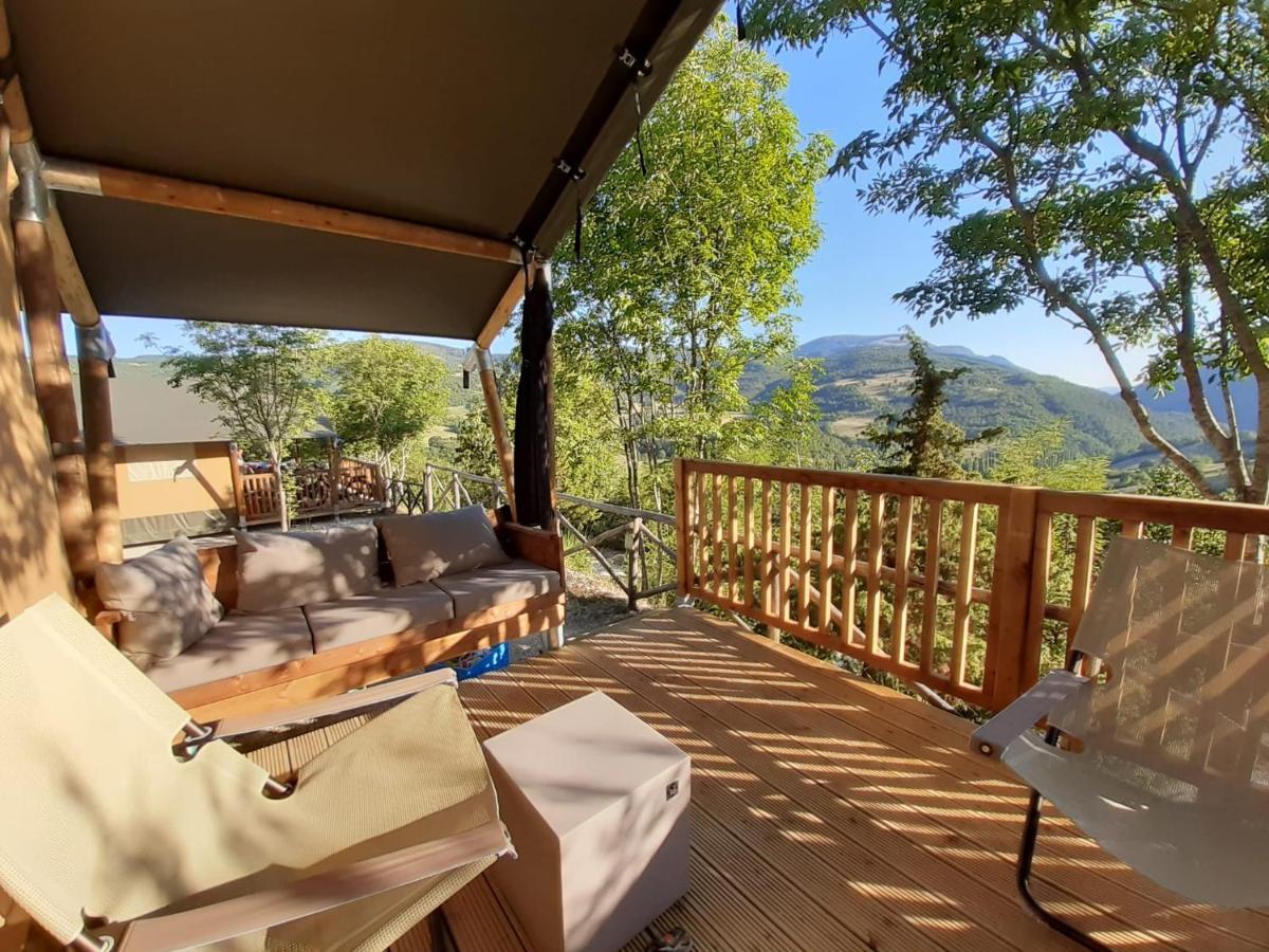 Camping Villaggio Il Collaccio Preci Buitenkant foto