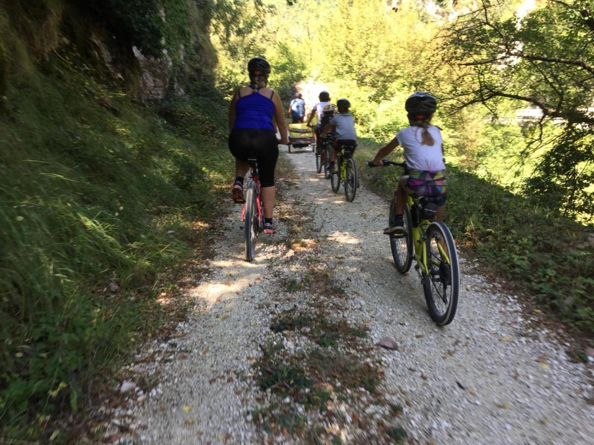 Camping Villaggio Il Collaccio Preci Buitenkant foto